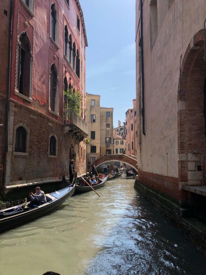Al Cinema Italia Hotell Venezia Eksteriør bilde